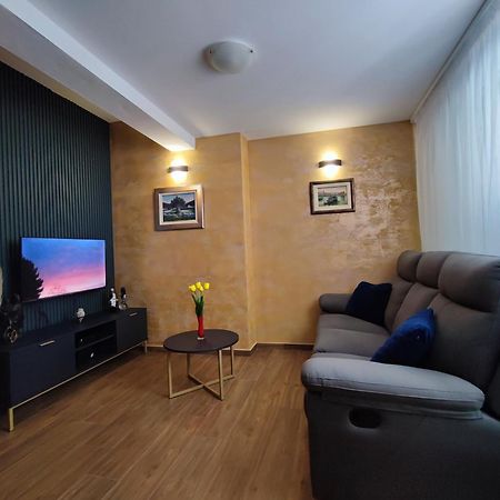 Apartment With Sea View Башка-Вода Экстерьер фото