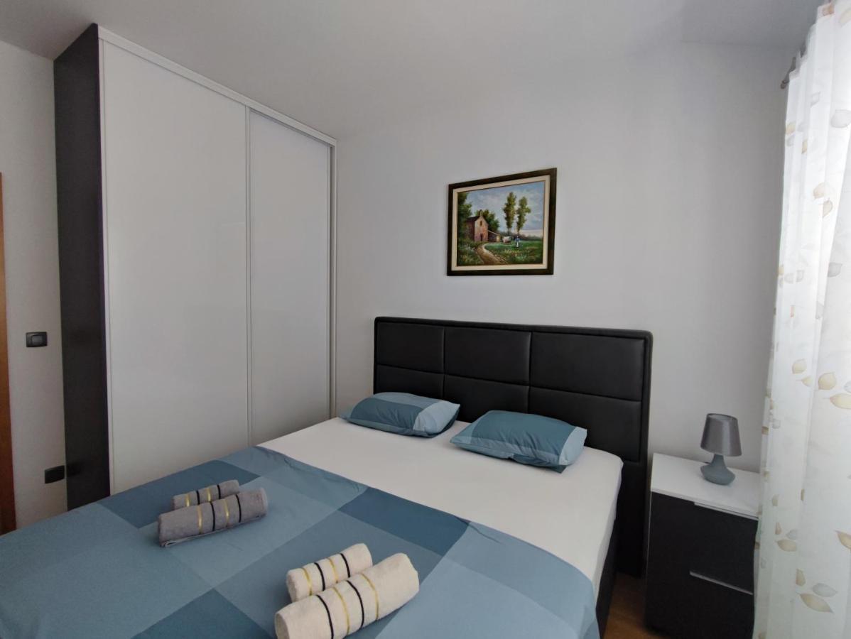 Apartment With Sea View Башка-Вода Экстерьер фото